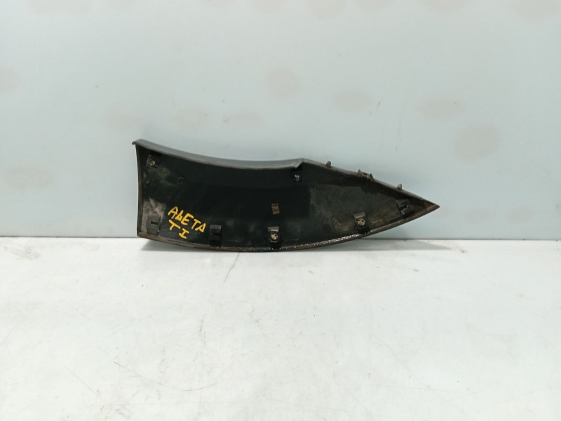 Recambio de moldura para kia sorento i (jc) 2.5 crdi referencia OEM IAM   