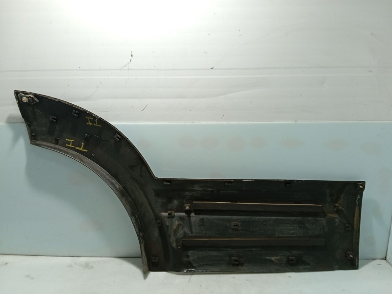 Recambio de moldura para kia sorento i (jc) 2.5 crdi referencia OEM IAM   