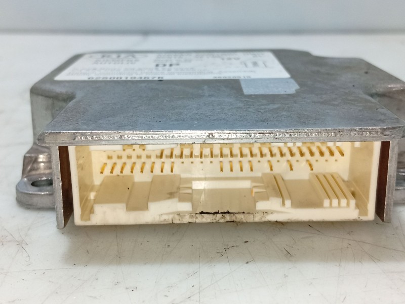 Recambio de centralita airbag para kia sorento i (jc) 2.5 crdi referencia OEM IAM   