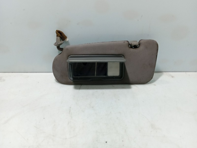 Recambio de parasol izquierdo para kia sorento i (jc) 2.5 crdi referencia OEM IAM 852013E04044  