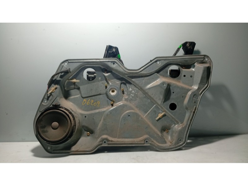 Recambio de elevalunas delantero derecho para seat leon (1m1) 1.6 16 v referencia OEM IAM 1M0837462  