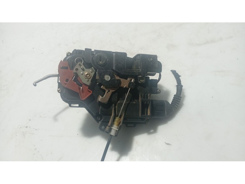 Recambio de cerradura puerta trasera derecha para audi a4 b6 (8e2) 2.0 referencia OEM IAM 8E0839016C  