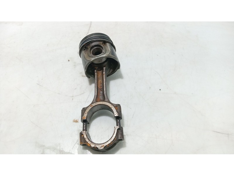 Recambio de piston para kia sorento i (jc) 2.5 crdi referencia OEM IAM   