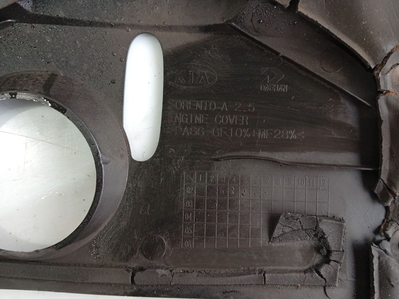 Recambio de tapa motor para kia sorento i (jc) 2.5 crdi referencia OEM IAM   