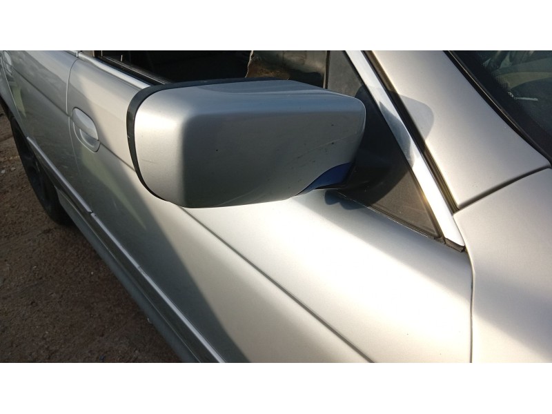 bmw 5 (e39) del año 2001