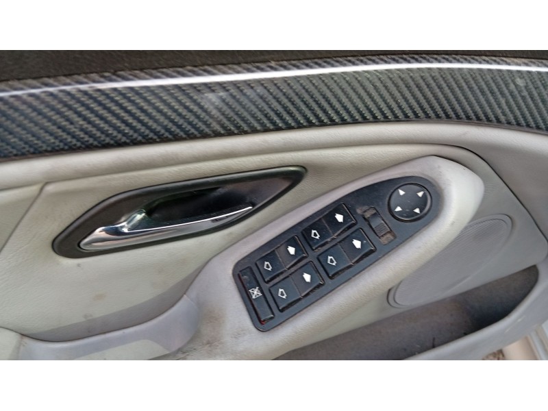 bmw 5 (e39) del año 2001