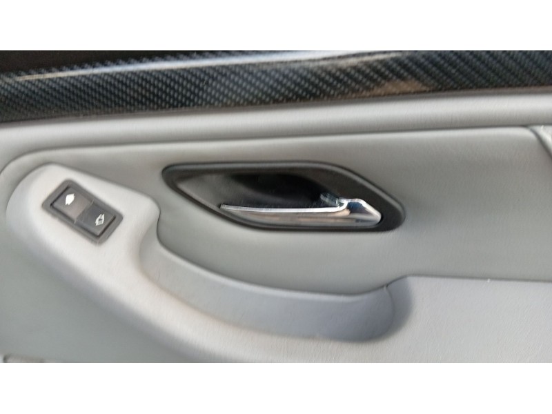 bmw 5 (e39) del año 2001