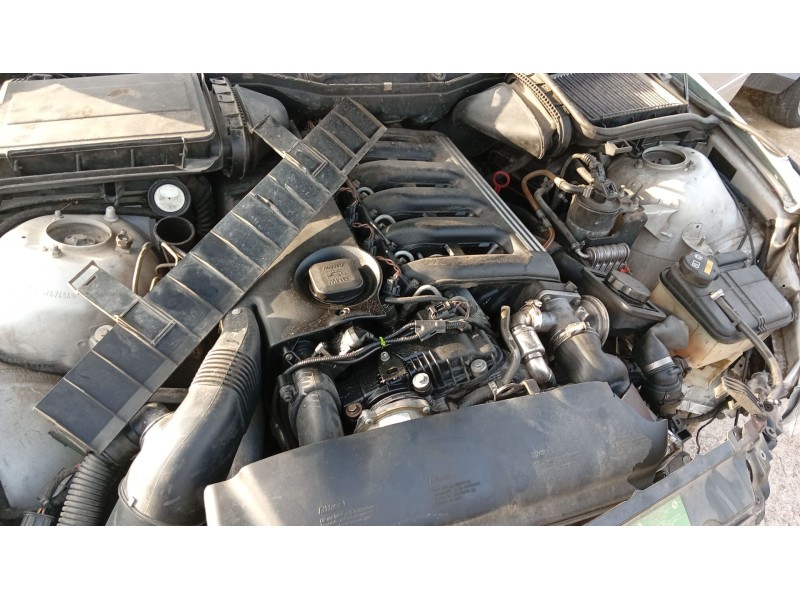 bmw 5 (e39) del año 2001