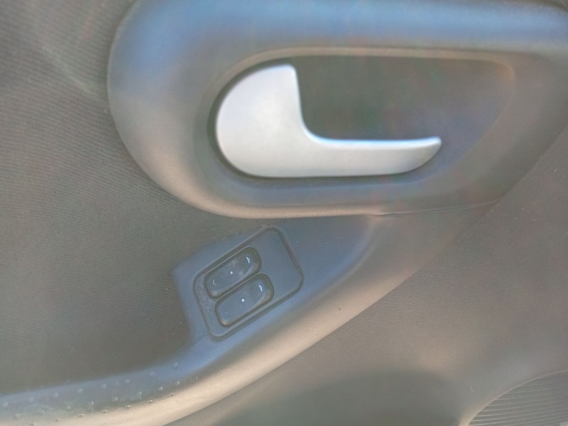 opel corsa c (x01) del año 2006