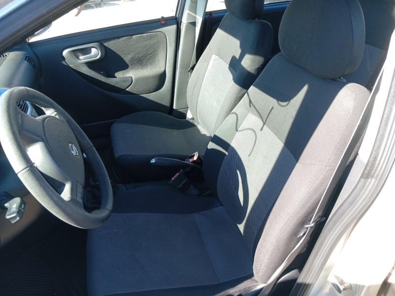 opel corsa c (x01) del año 2006