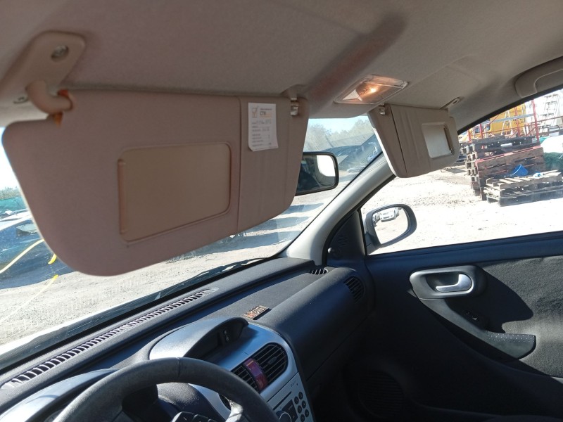 opel corsa c (x01) del año 2006