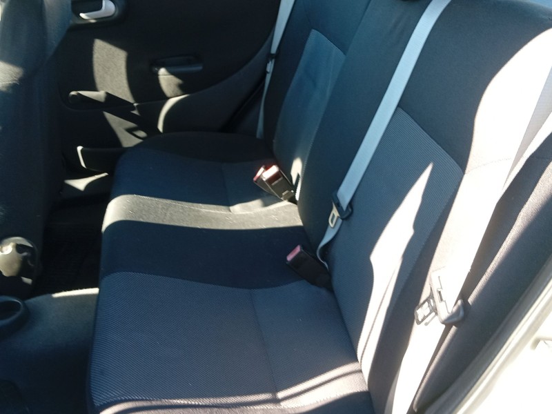 opel corsa c (x01) del año 2006