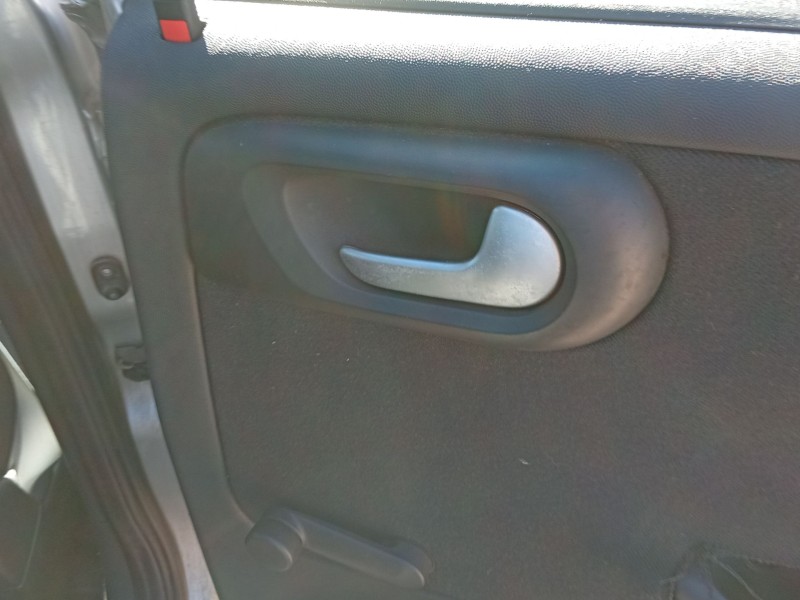 opel corsa c (x01) del año 2006