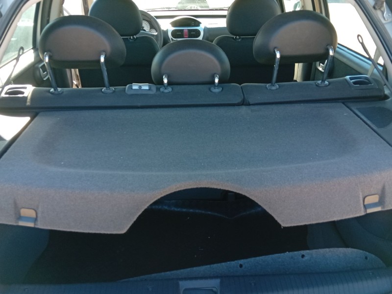 opel corsa c (x01) del año 2006