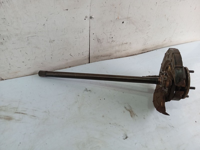 Recambio de mangueta trasera izquierda para kia sorento i (jc) 2.5 crdi referencia OEM IAM   