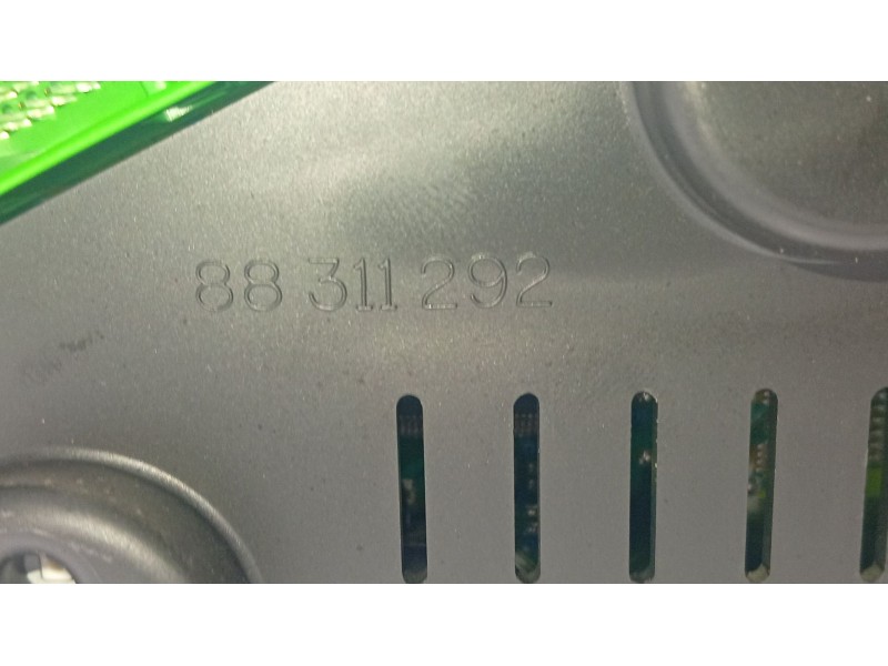 Recambio de cuadro instrumentos para seat leon (1m1) 1.6 16 v referencia OEM IAM 88311292 6K1857003SJWY 