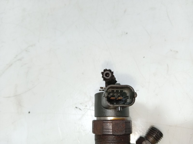 Recambio de inyector para kia sorento i (jc) 2.5 crdi referencia OEM IAM 338004A000  