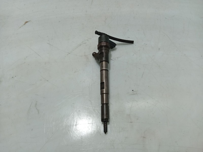 Recambio de inyector para kia sorento i (jc) 2.5 crdi referencia OEM IAM 338004A000  