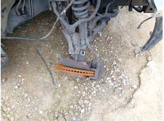 Recambio de mangueta delantera derecha para kia sorento i (jc) 2.5 crdi referencia OEM IAM 512513E200  