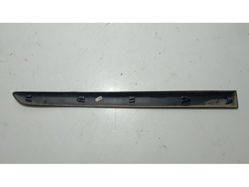 Recambio de moldura para peugeot 207/207+ (wa_, wc_) 1.4 16v referencia OEM IAM 9680147647  