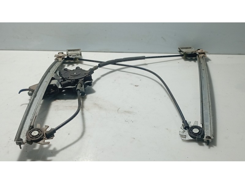 Recambio de elevalunas delantero izquierdo para seat ibiza ii (6k1) 1.9 tdi referencia OEM IAM 6K4837401P  
