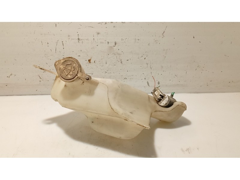 Recambio de deposito limpia para nissan serena (c23) 2.3 d referencia OEM IAM   