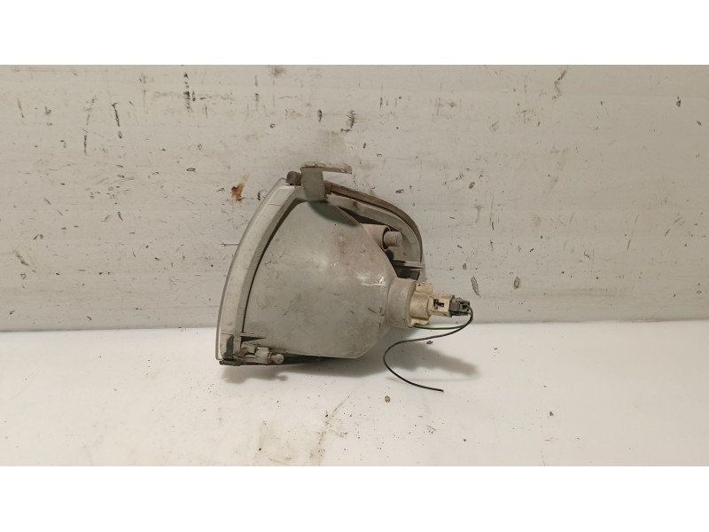 Recambio de piloto delantero derecho para nissan serena (c23) 2.3 d referencia OEM IAM   