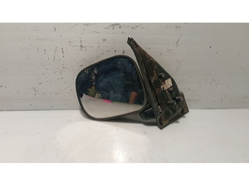 Recambio de retrovisor izquierdo para nissan serena (c23) 2.3 d referencia OEM IAM   