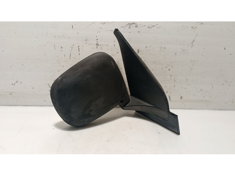 Recambio de retrovisor derecho para nissan serena (c23) 2.3 d referencia OEM IAM   