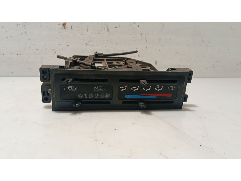 Recambio de mando calefaccion / aire acondicionado para nissan serena (c23) 2.3 d referencia OEM IAM   