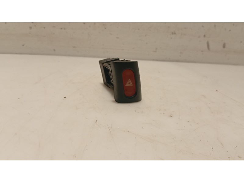 Recambio de warning para nissan serena (c23) 2.3 d referencia OEM IAM   