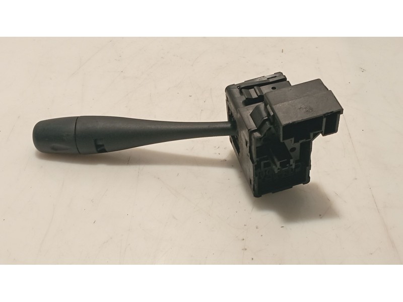 Recambio de mando luces para nissan serena (c23) 2.3 d referencia OEM IAM   