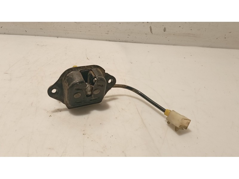 Recambio de cerradura maletero / porton para nissan serena (c23) 2.3 d referencia OEM IAM   