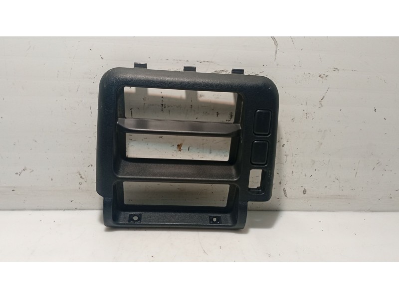 Recambio de moldura para nissan serena (c23) 2.3 d referencia OEM IAM   