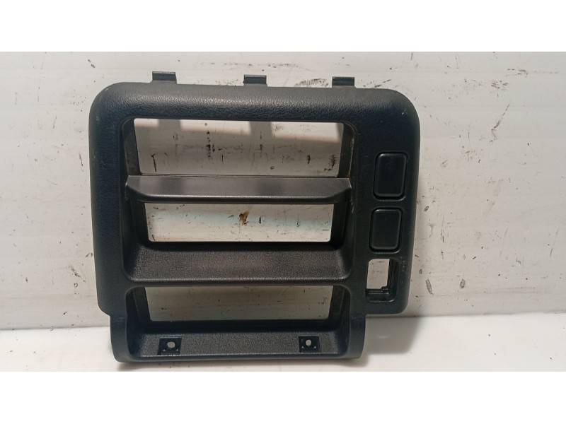 Recambio de moldura para nissan serena (c23) 2.3 d referencia OEM IAM   