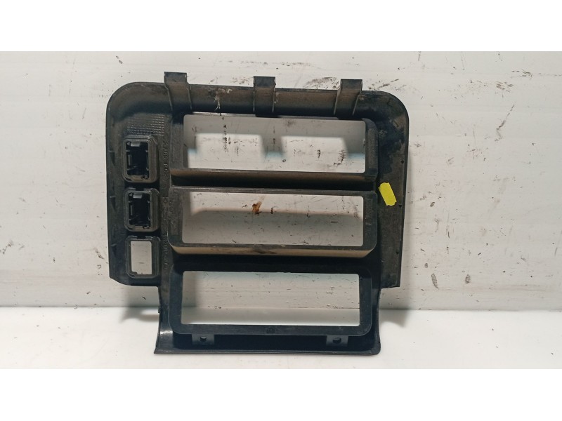 Recambio de moldura para nissan serena (c23) 2.3 d referencia OEM IAM   