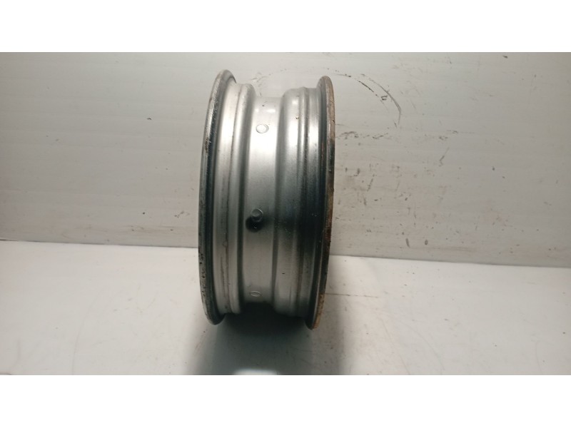 Recambio de llanta para nissan serena (c23) 2.3 d referencia OEM IAM   