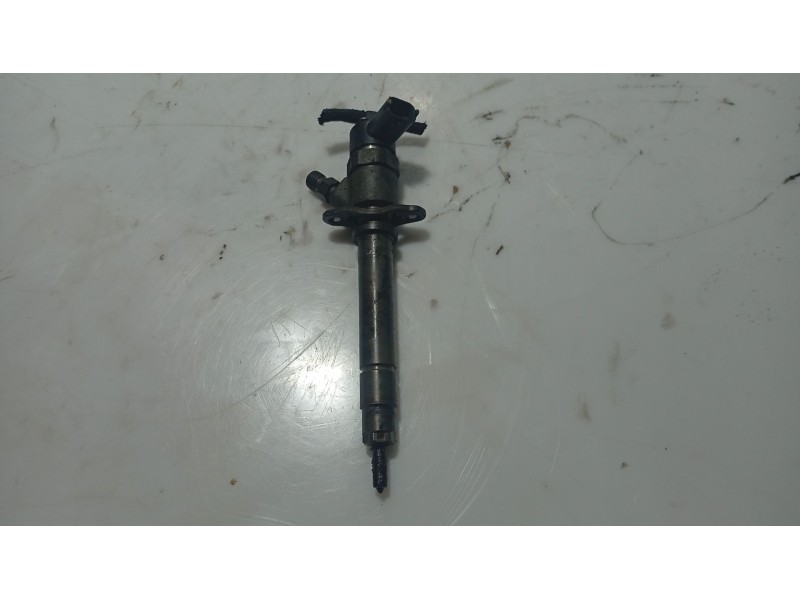 Recambio de inyector para volvo s80 i (184) 2.4 d referencia OEM IAM 8602667  