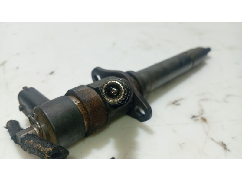 Recambio de inyector para volvo s80 i (184) 2.4 d referencia OEM IAM 8602667  