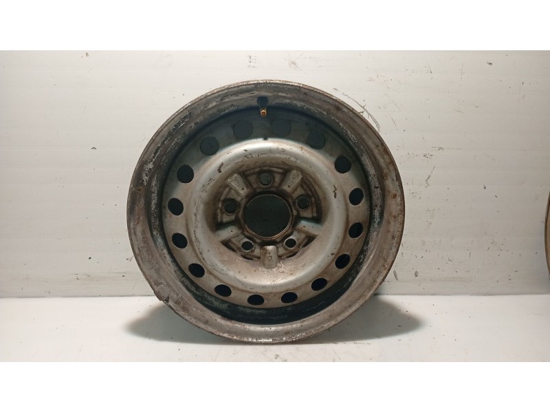 Recambio de llanta para nissan serena (c23) 2.3 d referencia OEM IAM   