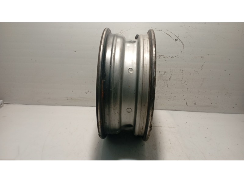 Recambio de llanta para nissan serena (c23) 2.3 d referencia OEM IAM   