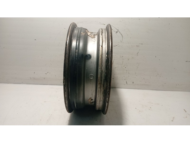 Recambio de llanta para nissan serena (c23) 2.3 d referencia OEM IAM   