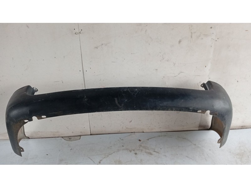 Recambio de paragolpes trasero para nissan serena (c23) 2.3 d referencia OEM IAM   