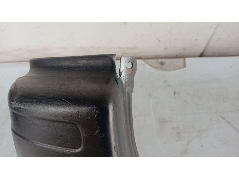 Recambio de paragolpes trasero para nissan serena (c23) 2.3 d referencia OEM IAM   