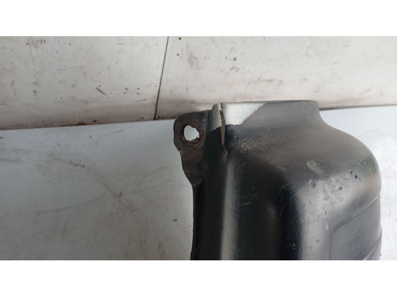 Recambio de paragolpes trasero para nissan serena (c23) 2.3 d referencia OEM IAM   