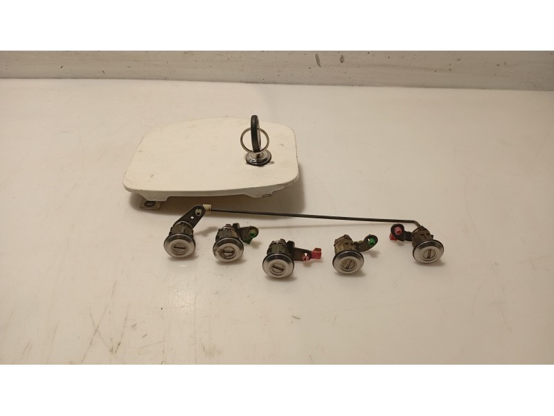 Recambio de tapa combustible para nissan serena (c23) 2.3 d referencia OEM IAM   