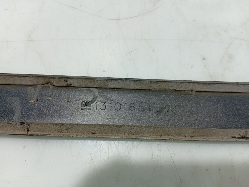 Recambio de moldura para opel vectra c (z02) 1.9 cdti (f69) referencia OEM IAM   