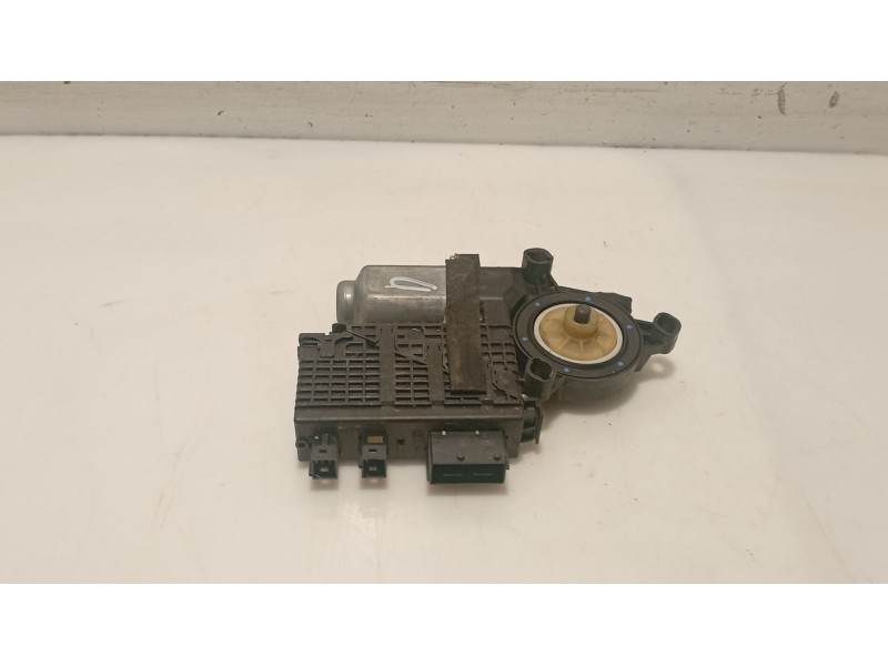 Recambio de motor elevalunas delantero derecho para citroën c4 picasso referencia OEM IAM   