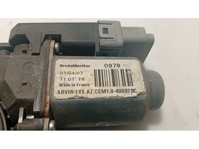 Recambio de motor elevalunas trasero izquierdo para citroën c4 picasso referencia OEM IAM   