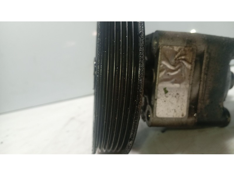 Recambio de bomba direccion para volvo s80 i (184) 2.4 d referencia OEM IAM 8251735  